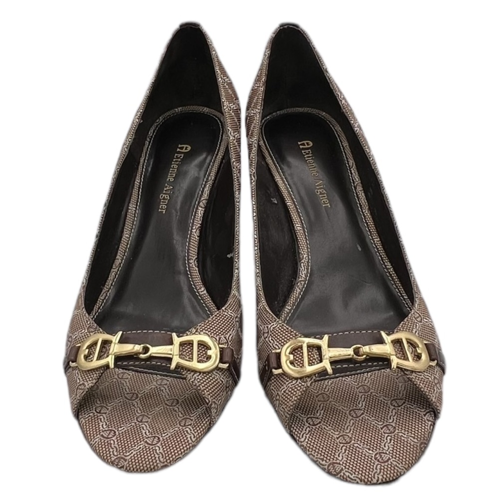 Atienne Aigner Women's 2 3/4" Heels Fabric Open Toe Shoes Brown Sz 8M Pre-owned